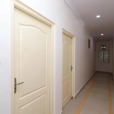 O Steel Hotel 3*